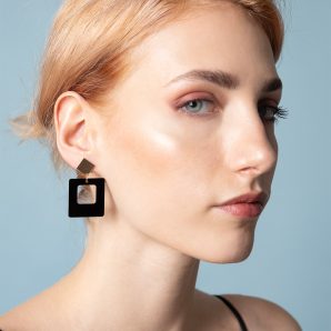 PENDENTI  RETRÓ NERI