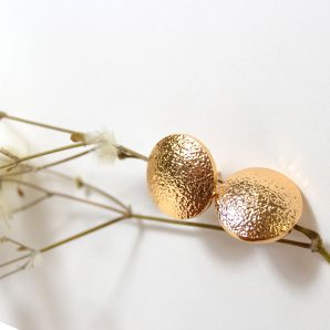 orecchini bottone gold satin in farmacia