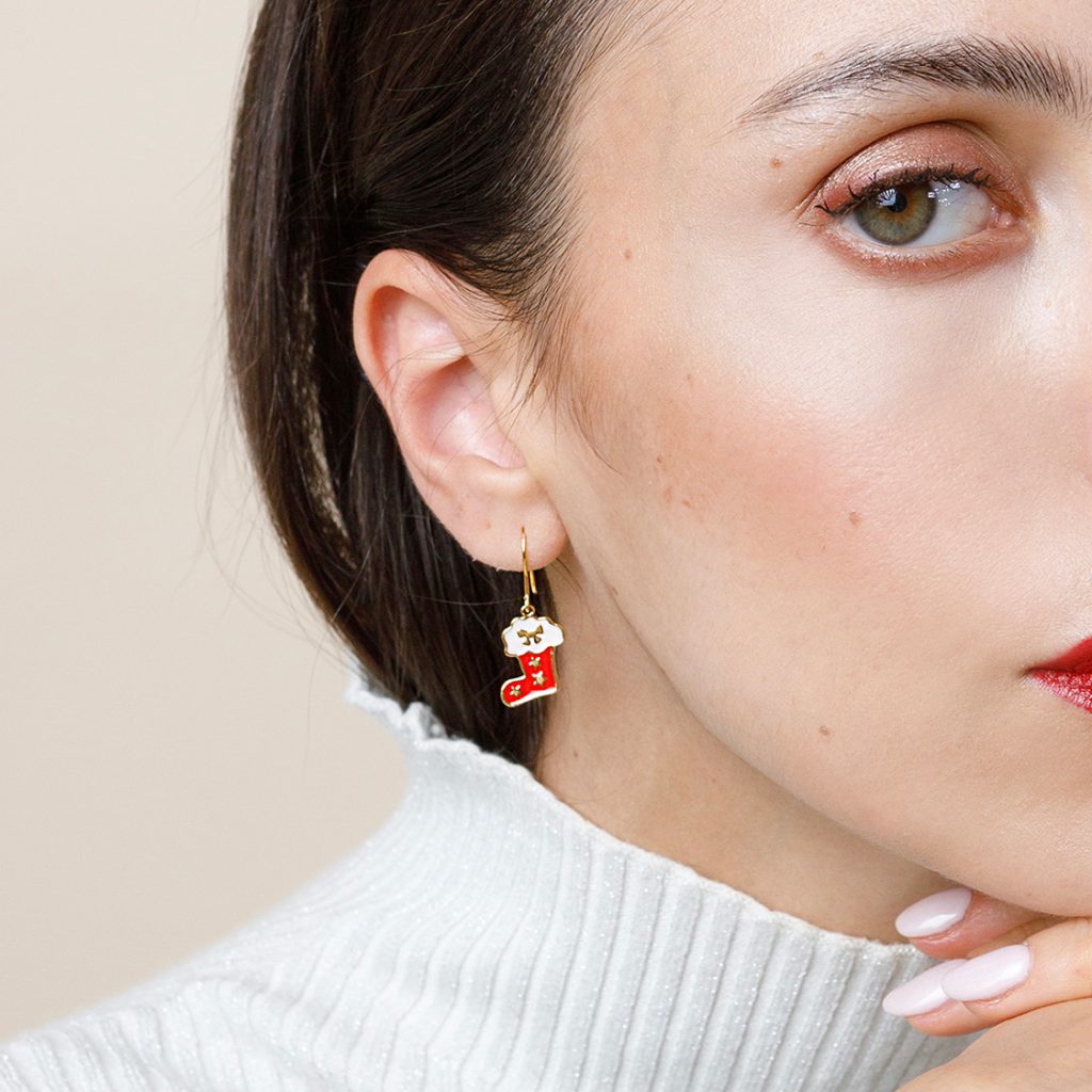 Sono orecchini molto particolari ma simpatici, di qualità artigianale